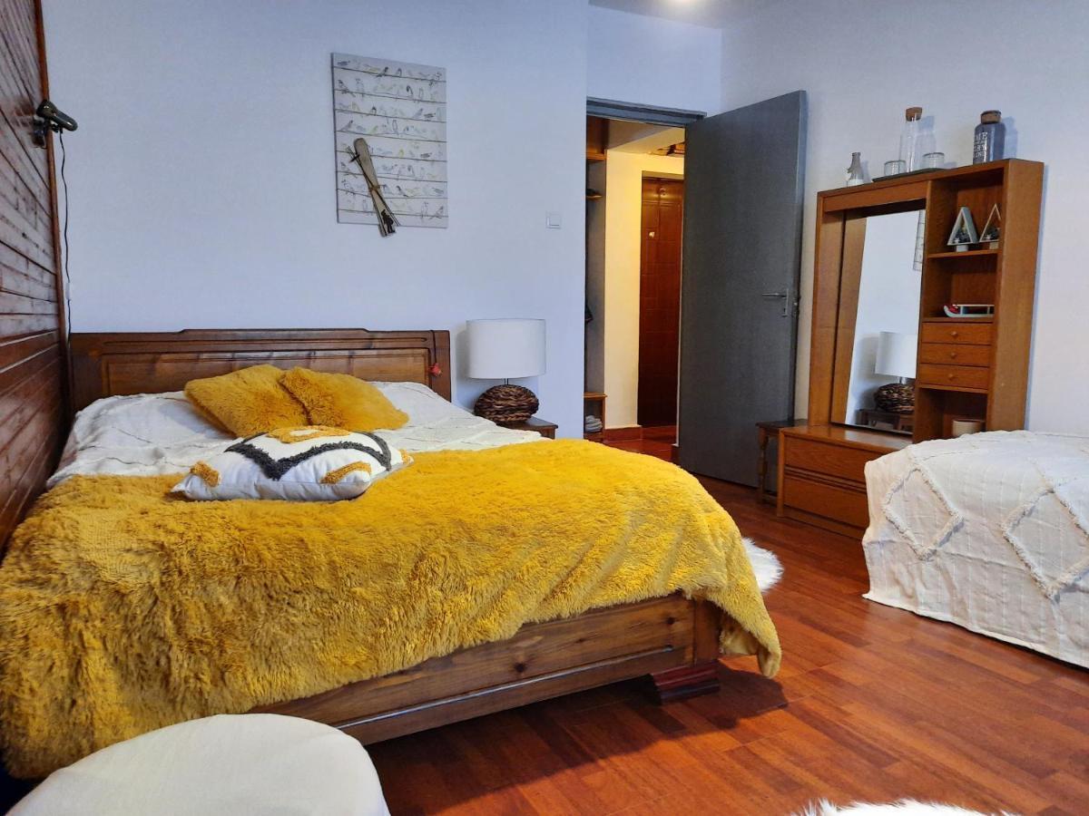 Cocooning In A Lovely Mountain Suite - One Azuga Dış mekan fotoğraf